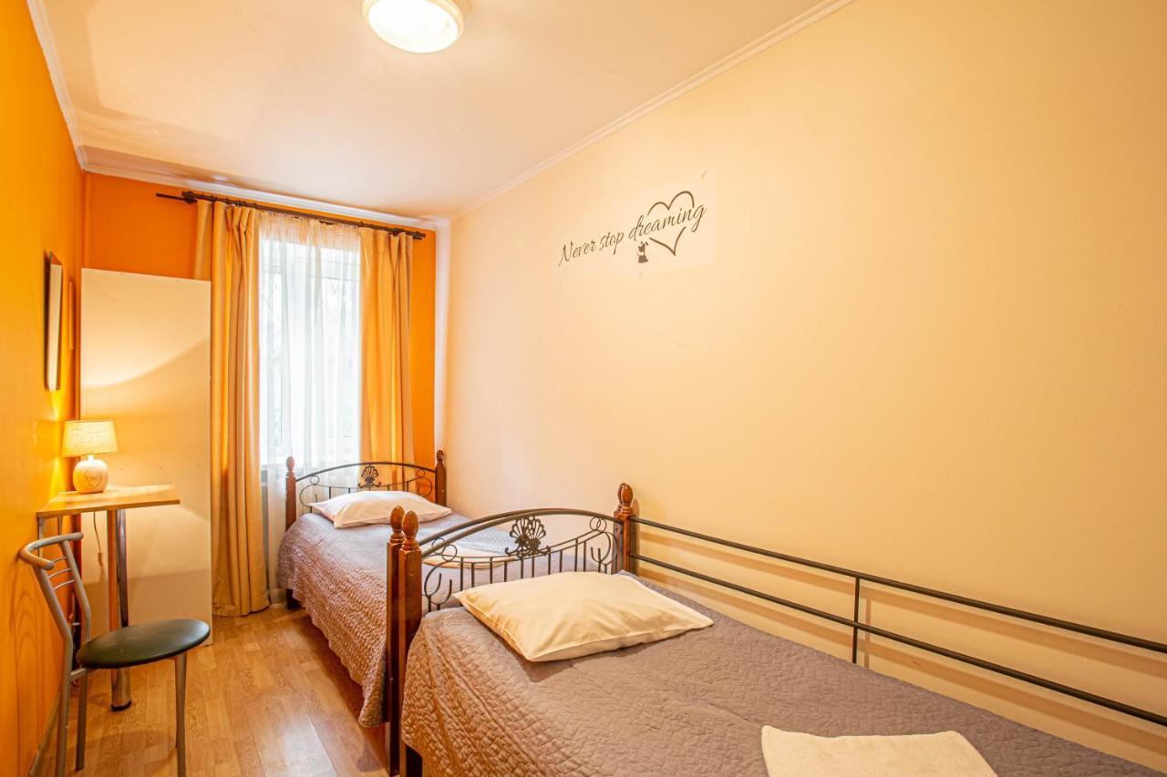 Gar'Is Hostel Kiev Extérieur photo